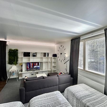 Chillout Studio Apartment Lahti Bagian luar foto