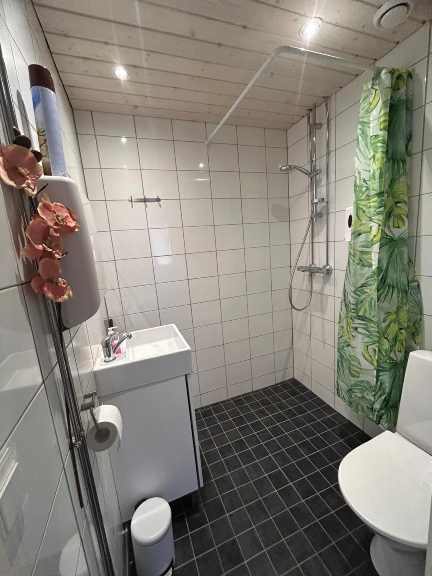 Chillout Studio Apartment Lahti Bagian luar foto