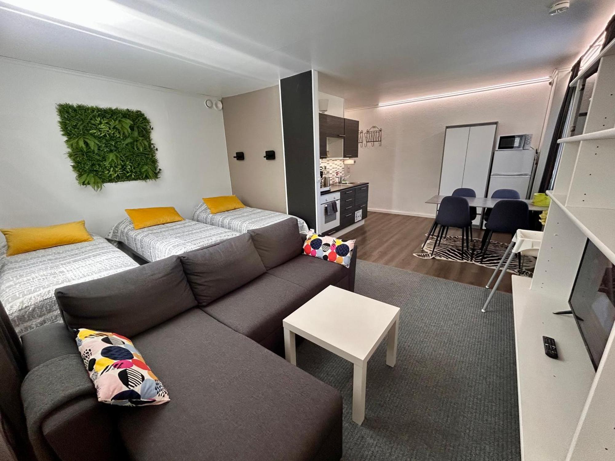 Chillout Studio Apartment Lahti Bagian luar foto
